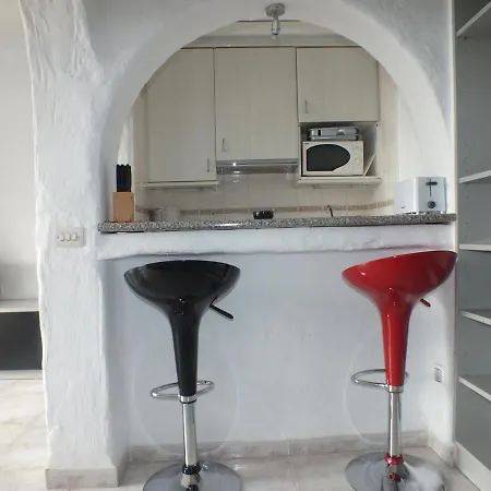 Comodo, 50m Playa, 4 Pers, Terraza, Tv, Lavadora - Es-204-32